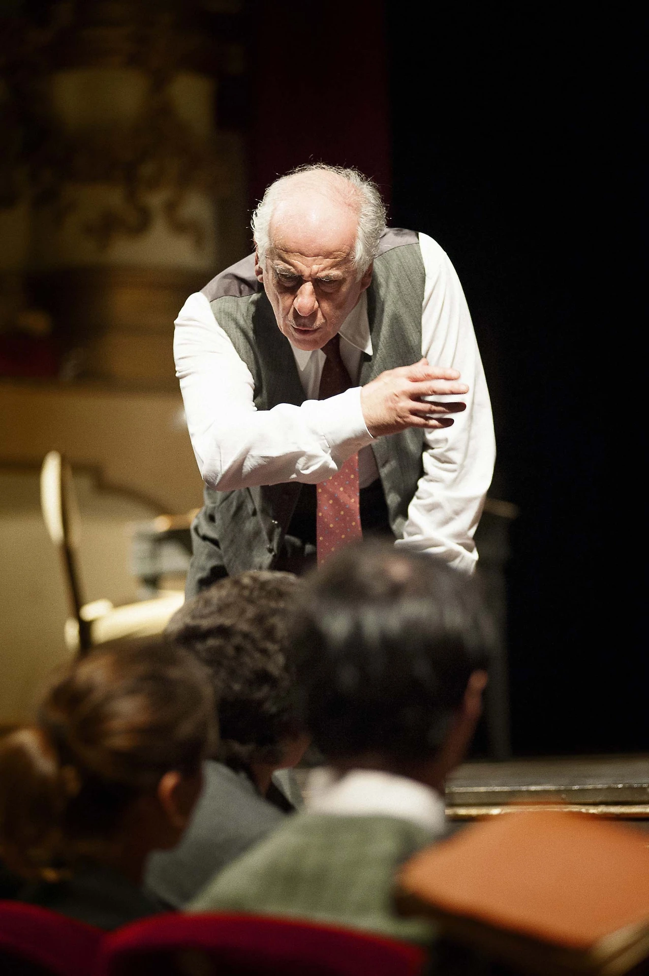 Servillo e l'Elvira tornano a incantare Parigi: in scena con Teatri Uniti dal 5 al 14 dicembre