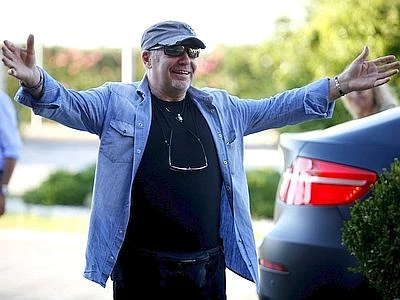 Vasco in Puglia con moglie e figlio, per il rocker la 'sua' suite Albachiara