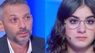 C'è posta per te, David abbandona la figlia e la rivede dopo 15 anni: la straziante reazione di Rachel