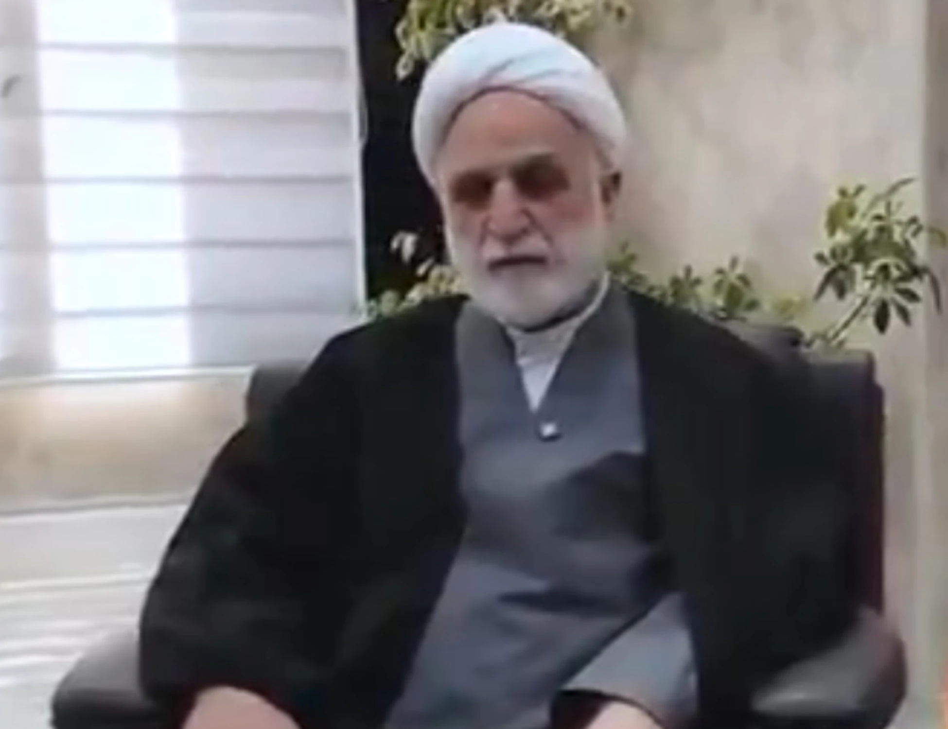 Iran, il boia che "ha preso a morsi un giornalista" il futuro leader?