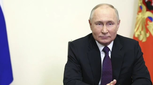 Vladimir Putin, tutti gli "smemorati" che hanno fatto affari con lui