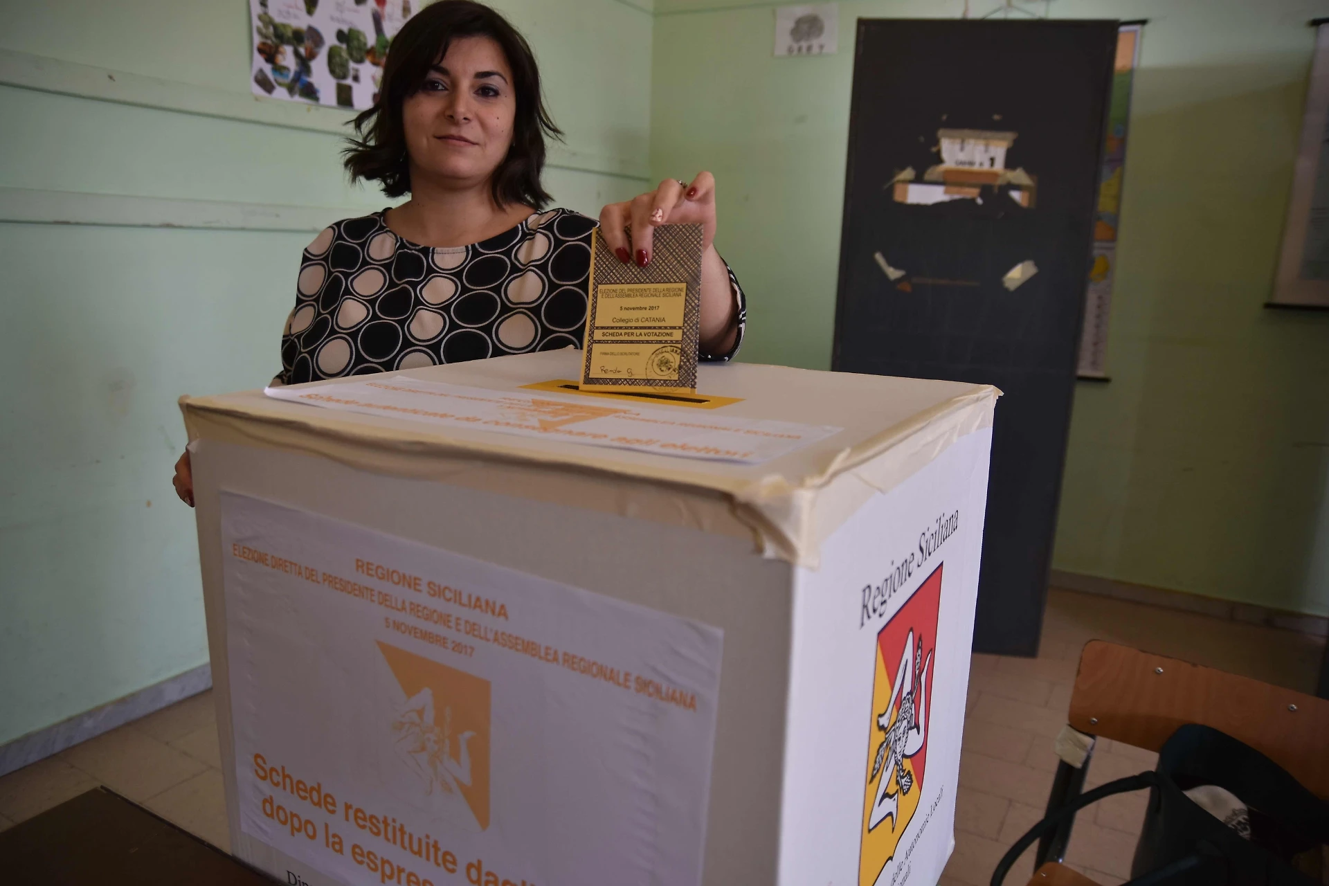 Voto in Sicilia, affluenza in calo al 10, 8 per cento