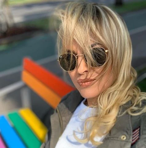 Francesca Pascale a nudo su Silvio Berlusconi: "Io né gay né etero. Mi sono innamorata di lui, domani chissà"