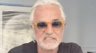 Flavio Briatore, due versioni su ricovero: "Come sta davvero", in che condizioni è arrivato in ospedale