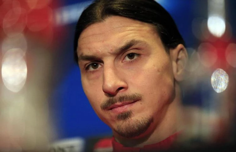 Zlatan Ibrahimovic-Milan, una clamorosa accelerata: ma 6 milioni all'anno ancora non bastano
