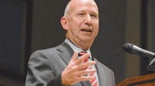 Giorgia Meloni, l'elogio dell'ambasciatore Usa: "Fondamentale", Pd in tilt