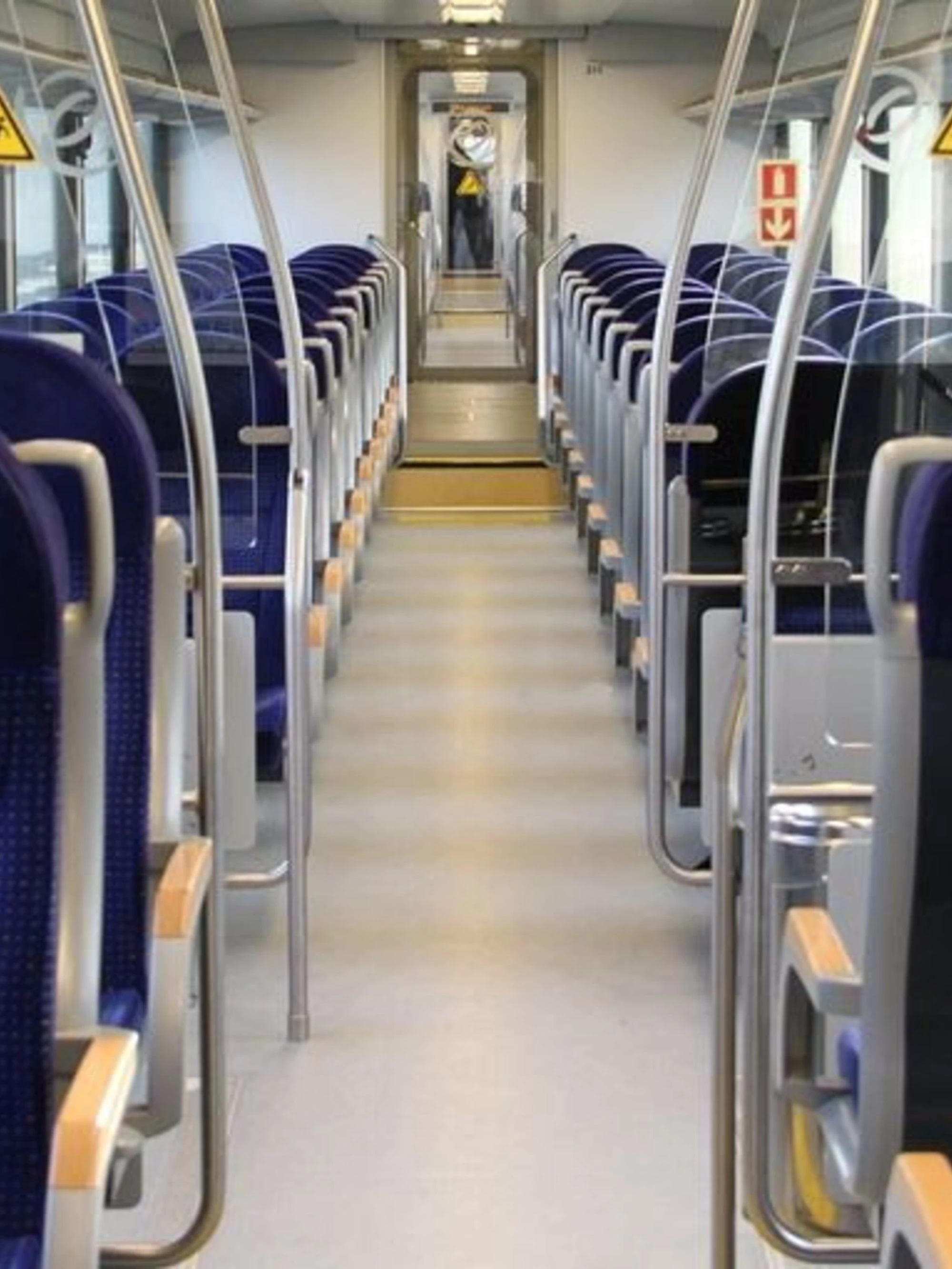 Macchinista aiuta il capotreno? Pestato