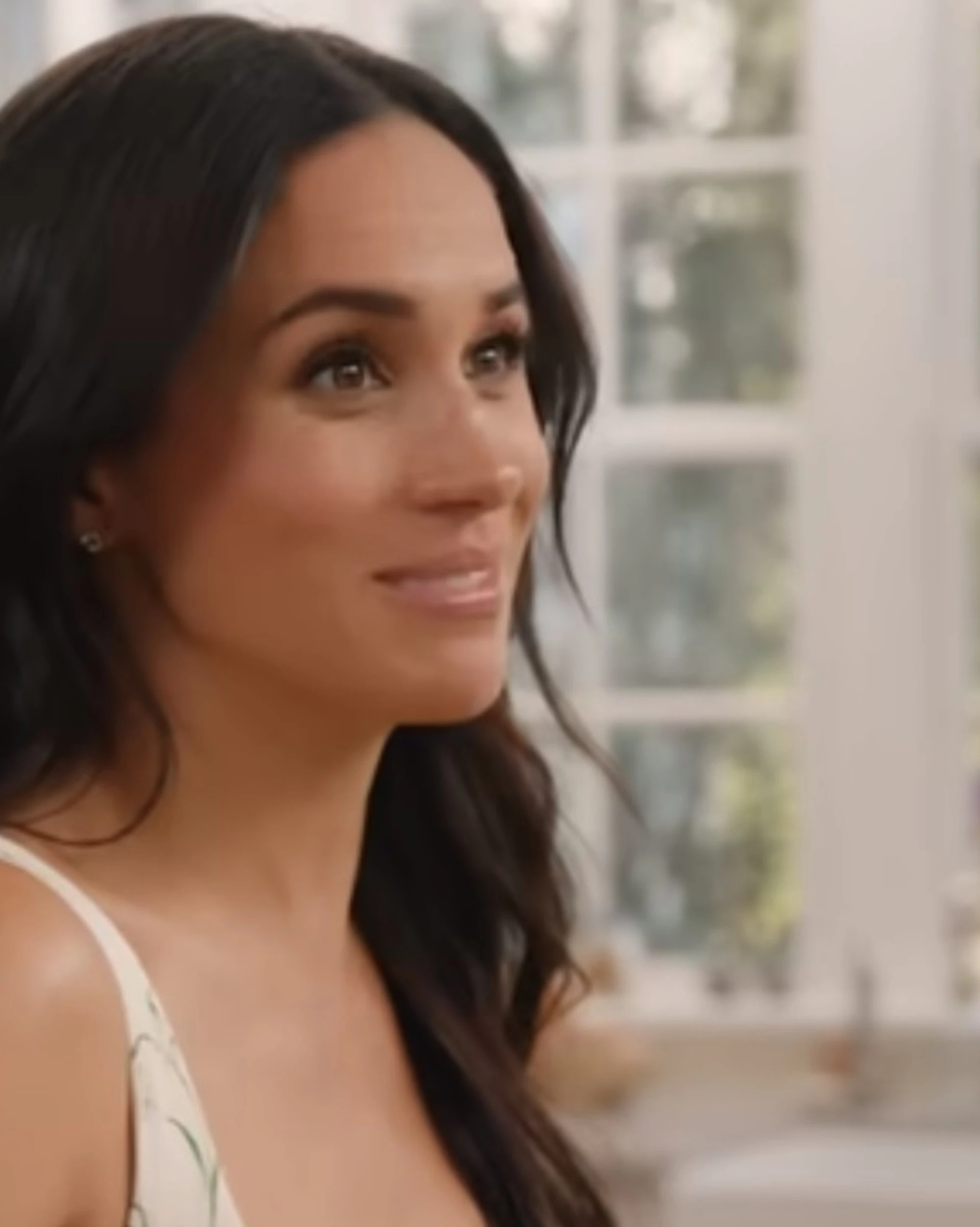 Meghan Markle, "noiosa e artificiosa": chi la stronca in tv