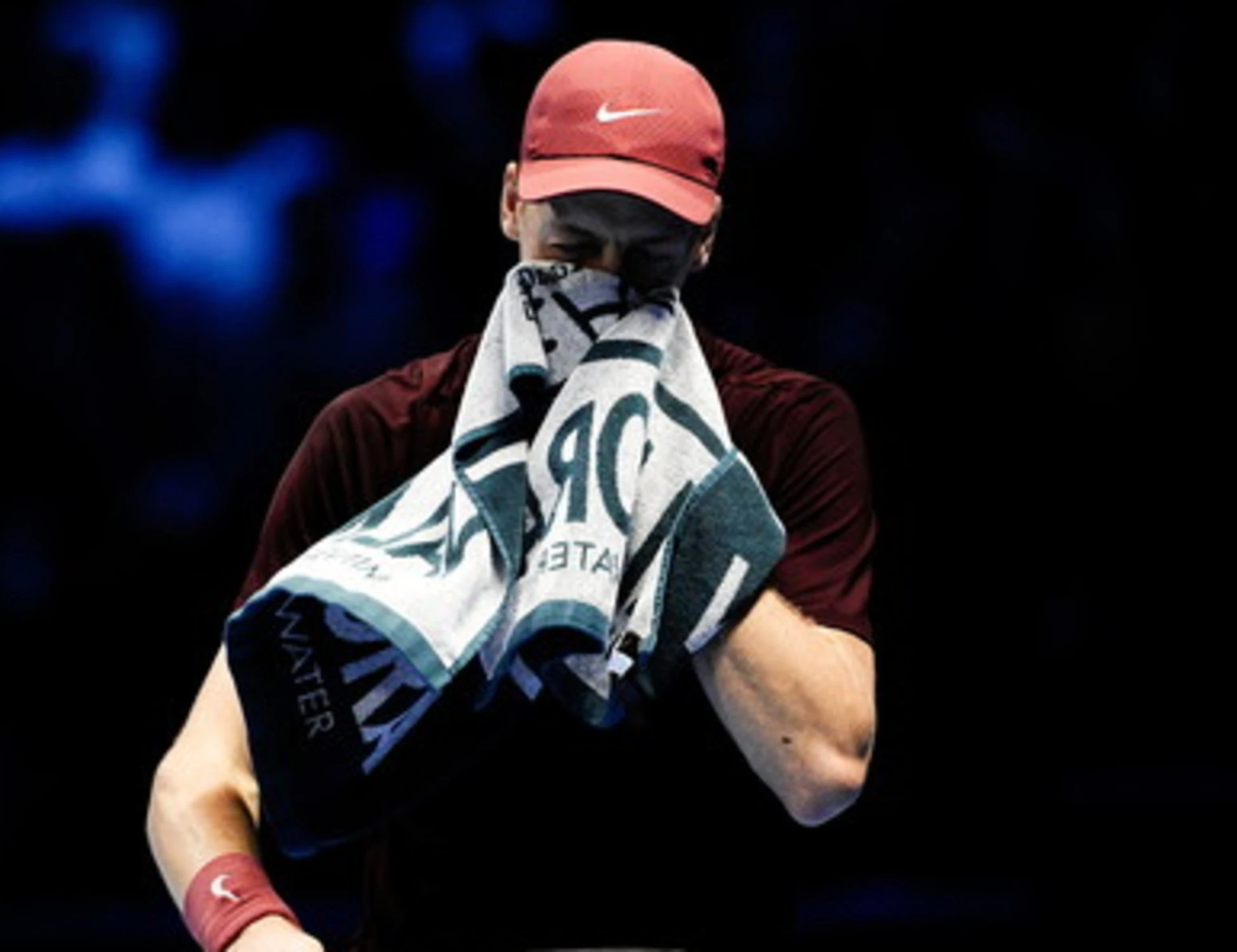 &quot;Chi favorisce Sinner&quot;: Spagna, parte il fango