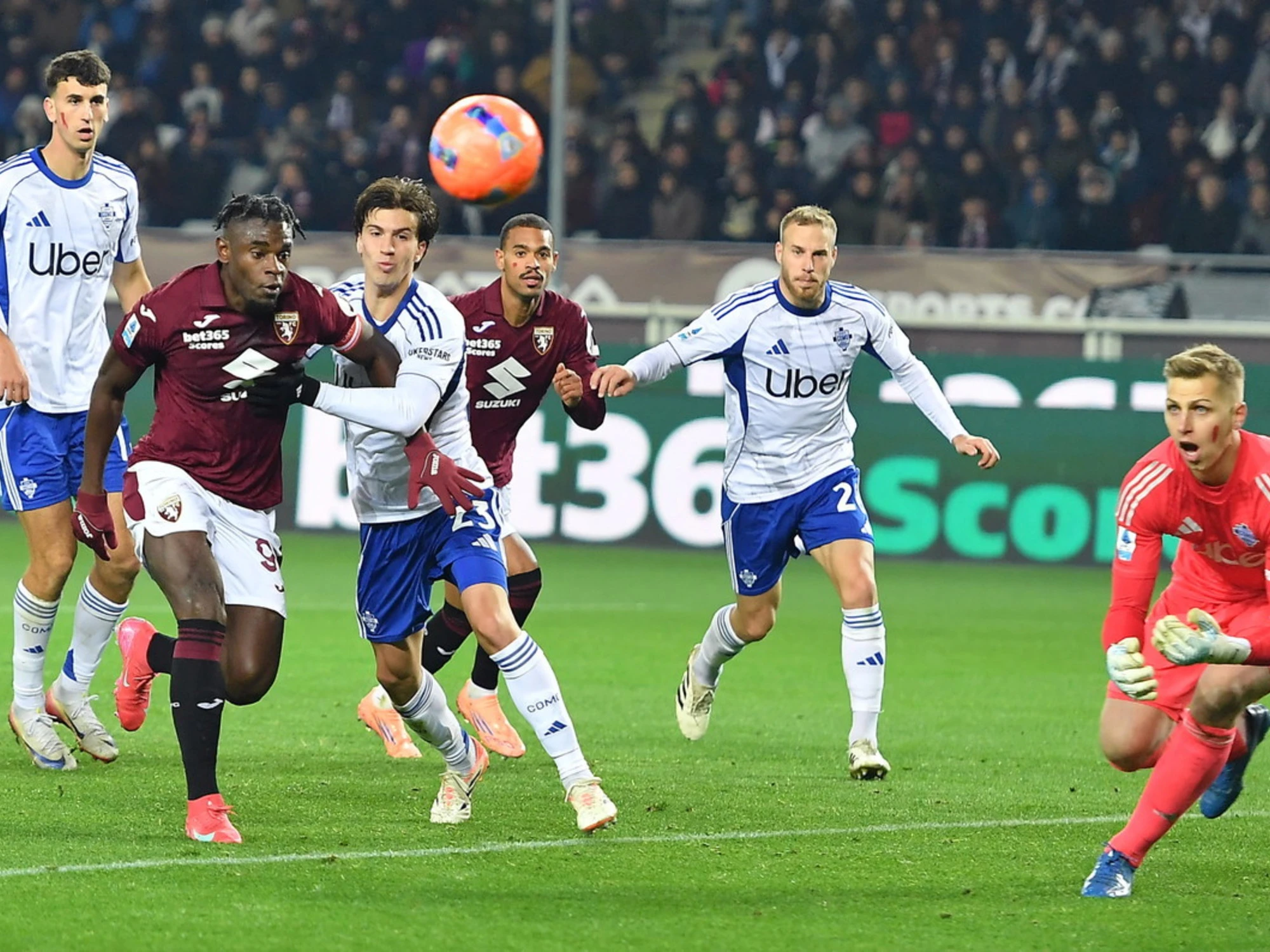 Torino umiliato dal Como: spianato per 5-1