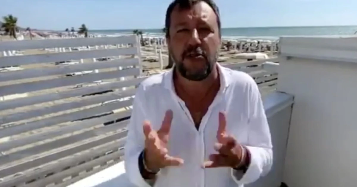 Matteo Salvini e Nello Musumeci denunciati: "Tre accuse gravissime", il gioco sporco della sinistra sui migranti