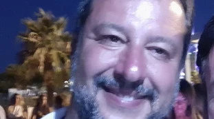 Matteo Salvini, ecco il sosia calabrese: fate molta attenzione a questa foto