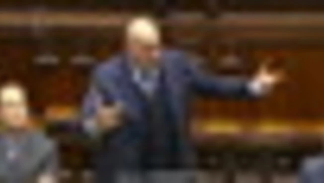 Crosetto: Italia potenza media, gestire ciò che "non abbiamo cercato"