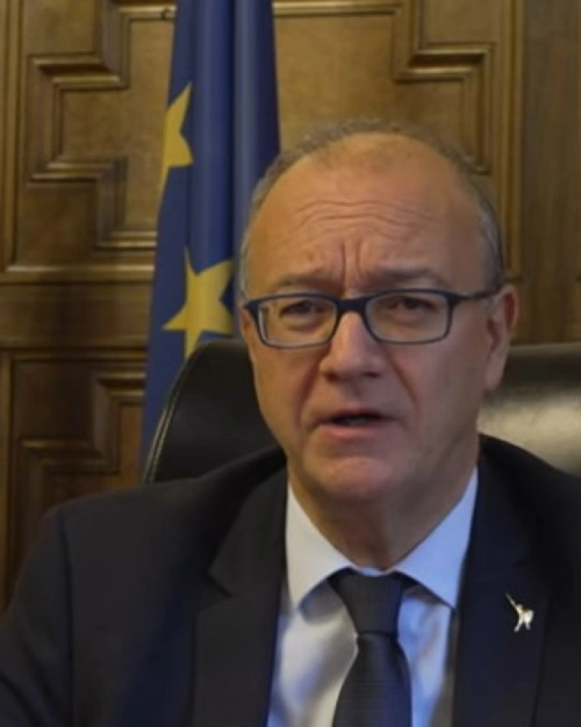 Scuola, Valditara: “Firmato il contratto 2022-2024 con ulteriori aumenti per docenti e ATA"