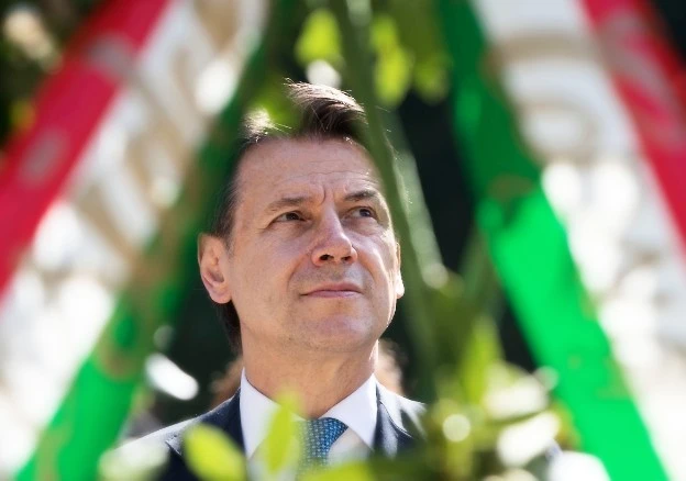 Giuseppe Conte pronto a togliere l'incarico ad Armando Siri. Il retroscena da Palazzo Chigi