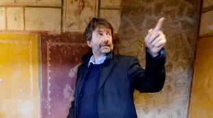 Il ministro Franceschini visita una mostra