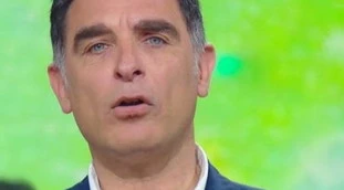 Tiberio Timperi, la battuta spinta: "Passera", un riferimento a Bianca Guaccero?