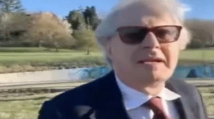Domenica In, Vittorio Sgarbi: "Cosa ho sentito dalla Venier, ma sono pazzi? Sul Covid sembrano nazisti"