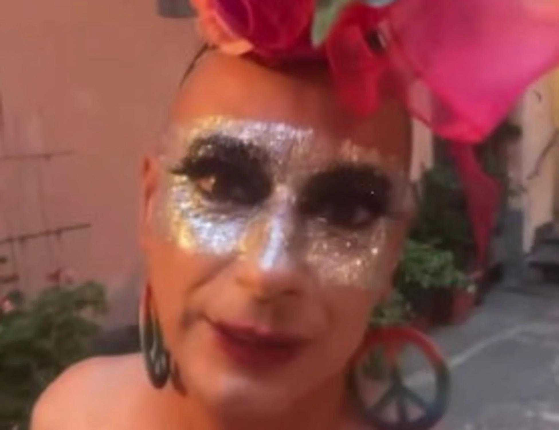 Gay Pride, insulti osceni a Salvini? "Colpa del caldo e dello Spritz". Per evitare una querela...