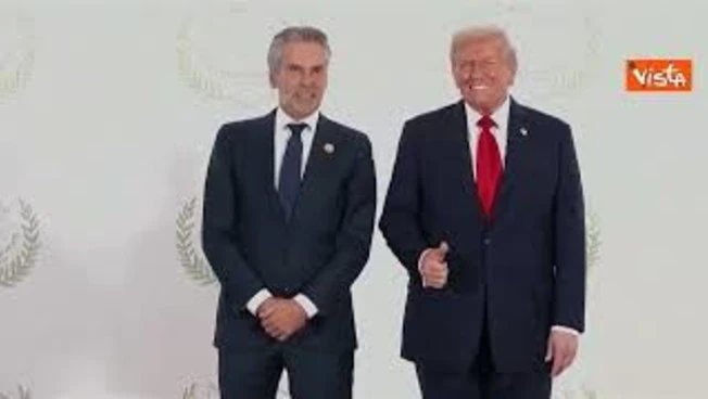 https://media.liberoquotidiano.it/KRckKyKPT2JLrchJ97X4WueqQEgzQ9X8DPghMbOOOWM/width:800/quality:90/aW1hZ2VzLzIwMjUvMTAvMTMvMTkzMTEzMDgwLTFjMDI3Yzk0LWZhYzUtNGUwNS1hYjU5LTAzNTQ5Y2I4ZTE5OC5qcGc.webp