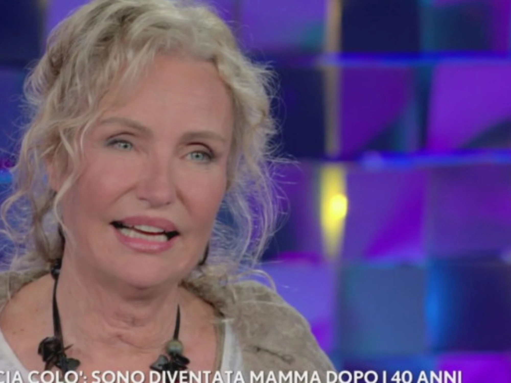 Verissimo, Licia Colò: "Mamma una 'cavalla pazza'"