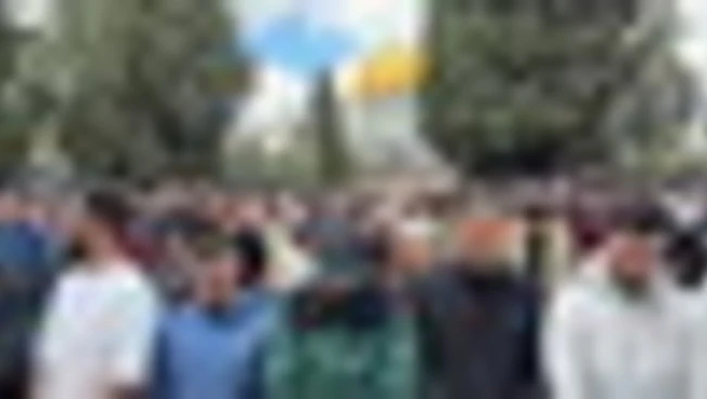 Riaperta a Gersualemme la moschea Al-Aqsa per il venerdì di preghiera