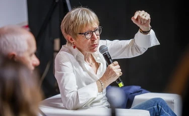 Gabanelli choc, "in viaggio con la Bardot": umiliata