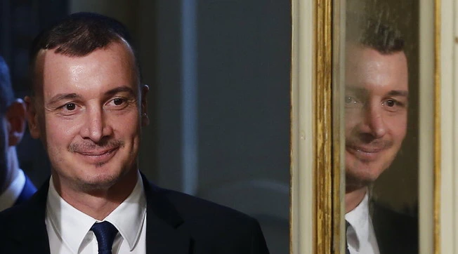 Rocco Casalino, il retroscena: "Tifa lockdown". La tecnica per far crescere l'audience di Conte ed evitare la crisi