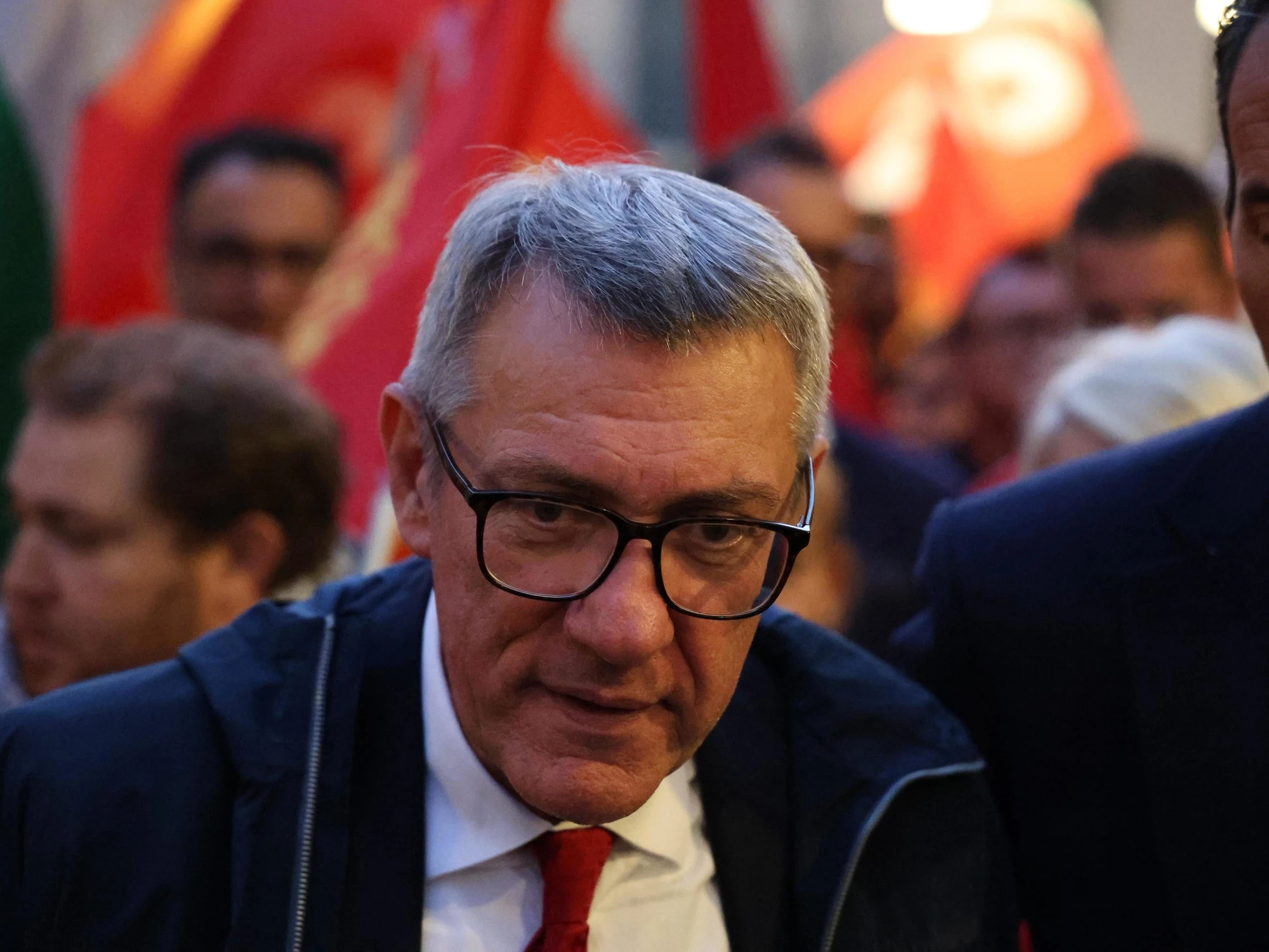Maurizio Landini infanga il governo: "I dati sono falsi"