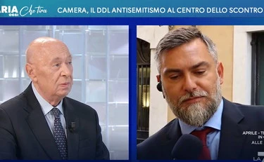 Paolo Mieli asfalta il grillino Ricciardi: "Però se picchiano i bambini..."