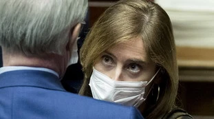Giuseppe Conte, retroscena Minzolini. La Boschi: "Cose fatte a caso", l'esplosiva bozza sui servizi segreti