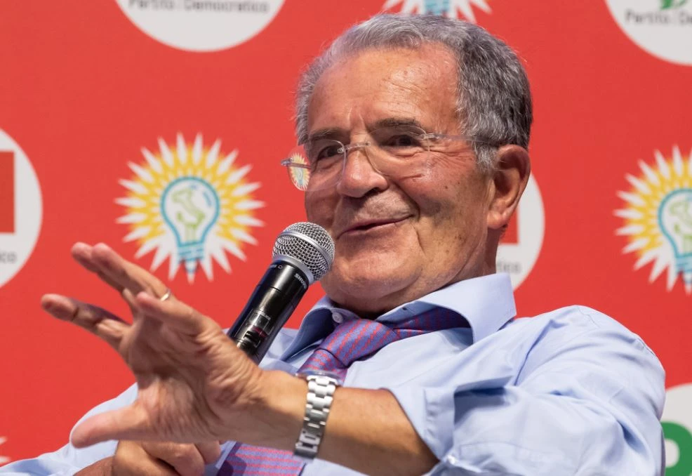Sardine, l'affondo di Giorgia Meloni contro Romano Prodi: "Certo che gli credo, proprio come..."