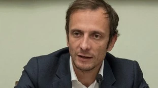 Fase 2, Friuli-Venezia Giulia e Alto Adige accelerano le riaperture: "Il governo non ci ha ascoltato, facciamo da soli"