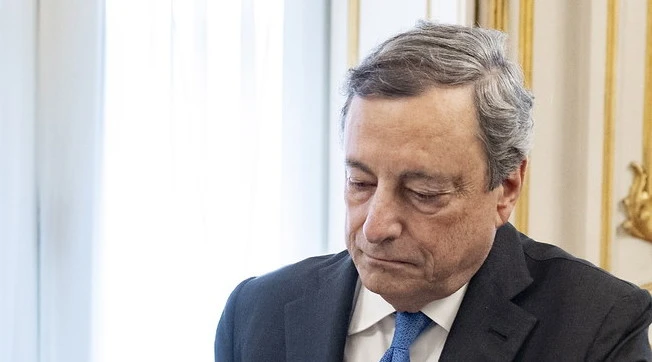 Silvio Berlusconi, Bisignani: "Umiliato da Draghi", il retroscena sulla crisi