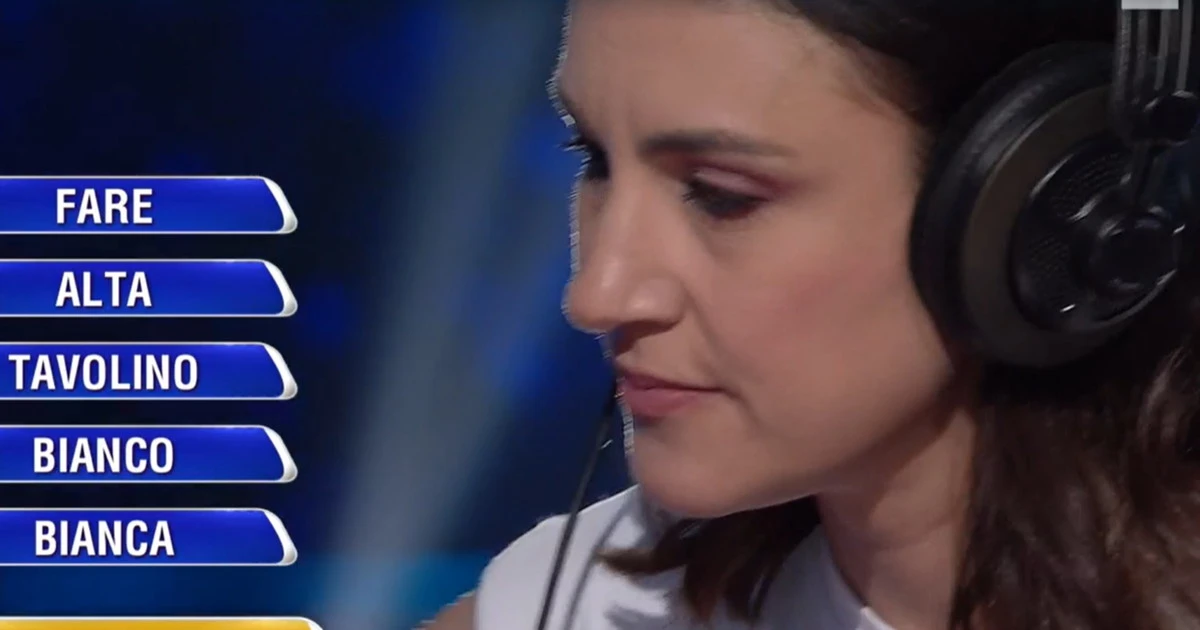 L'Eredità, il "tavolino da notte" travolge Eleonora: vittoria col trucco?