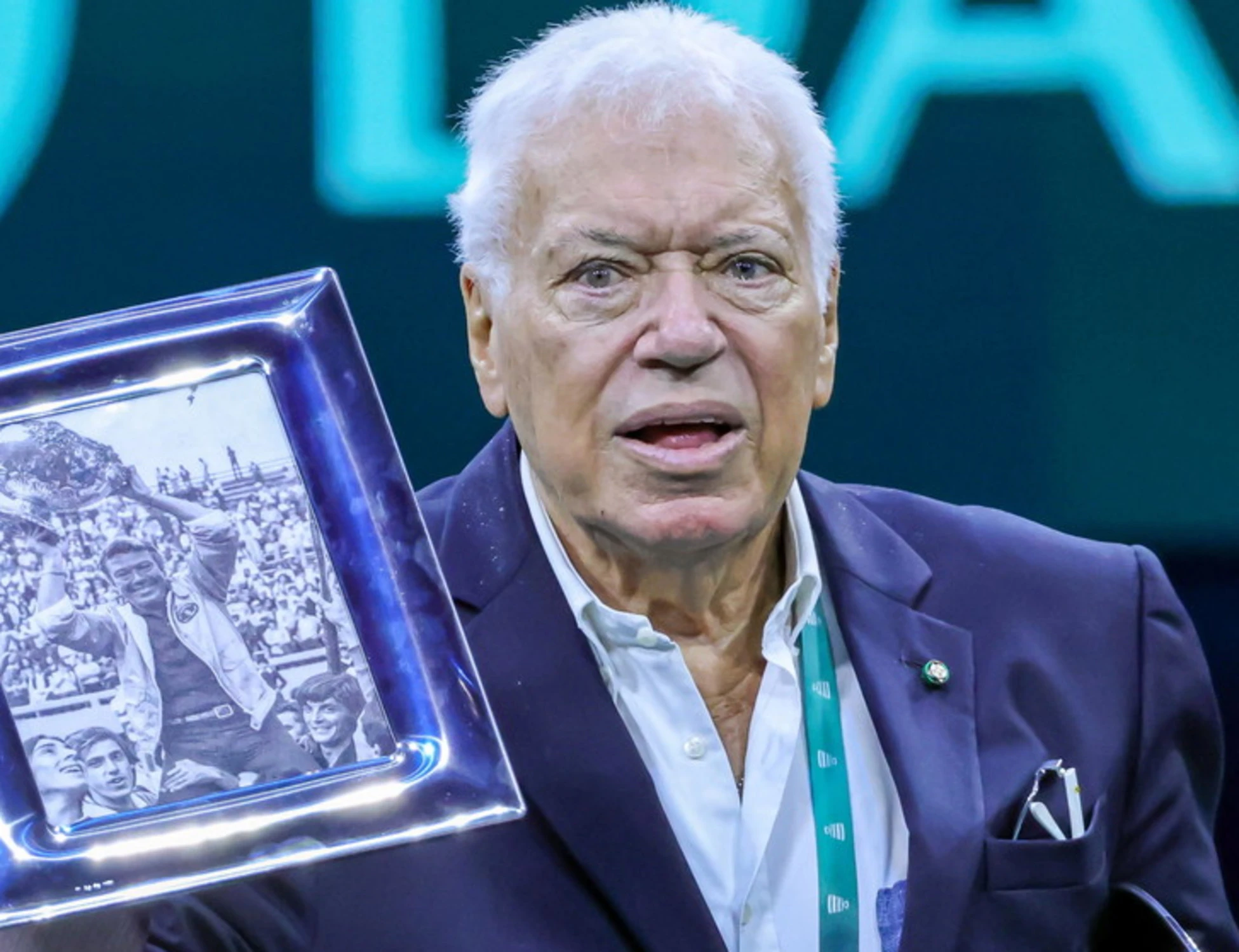 Nicola Pietrangeli, insieme a cosa verrà seppellito