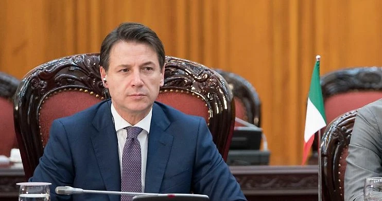 Giuseppe Conte, diktat a Matteo Salvini: "Con l'Europa tratto io, altrimenti si vota"