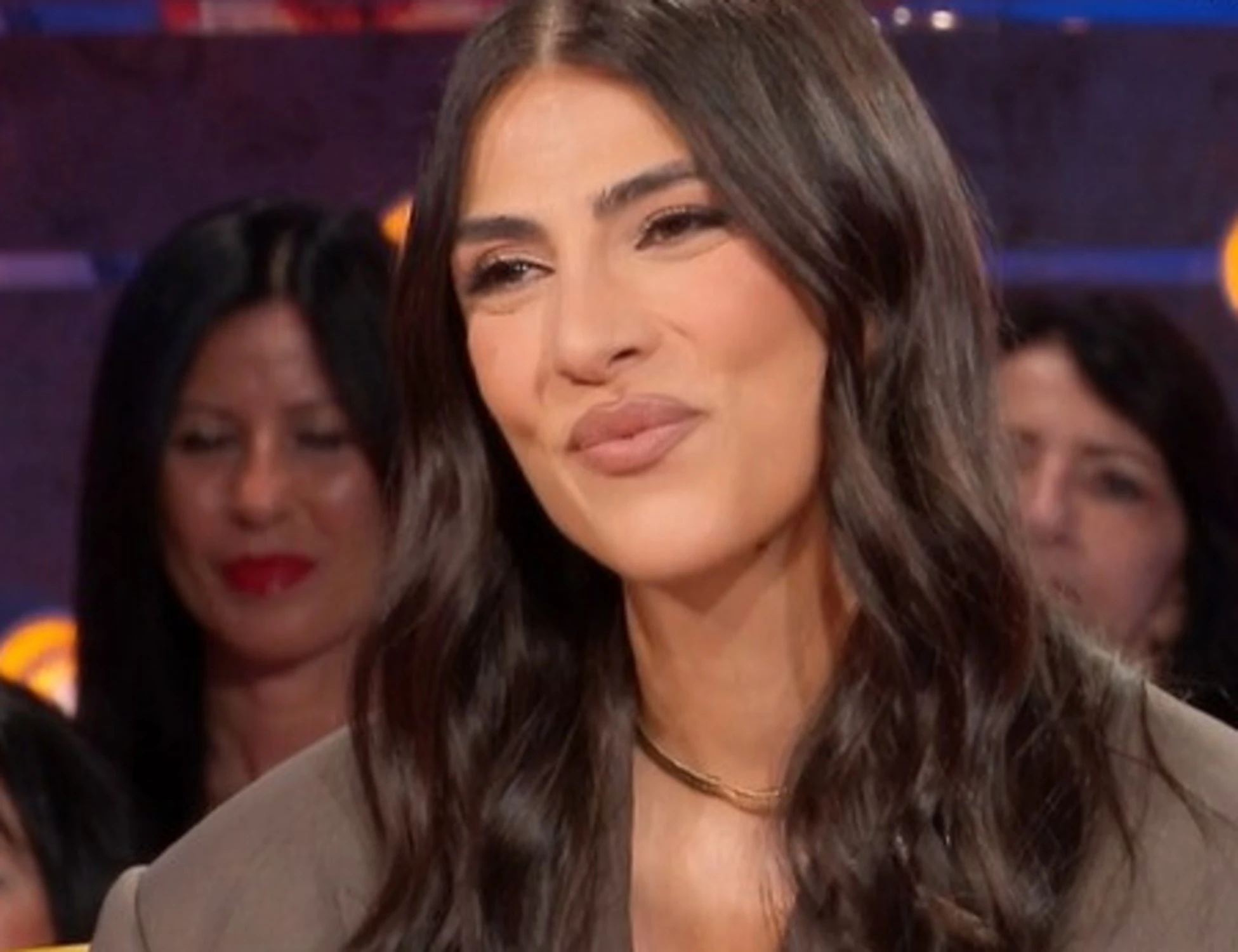 Giulia Salemi: “Ho rinunciato alla tv per mio figlio. Ma sogno ancora Sanremo”
