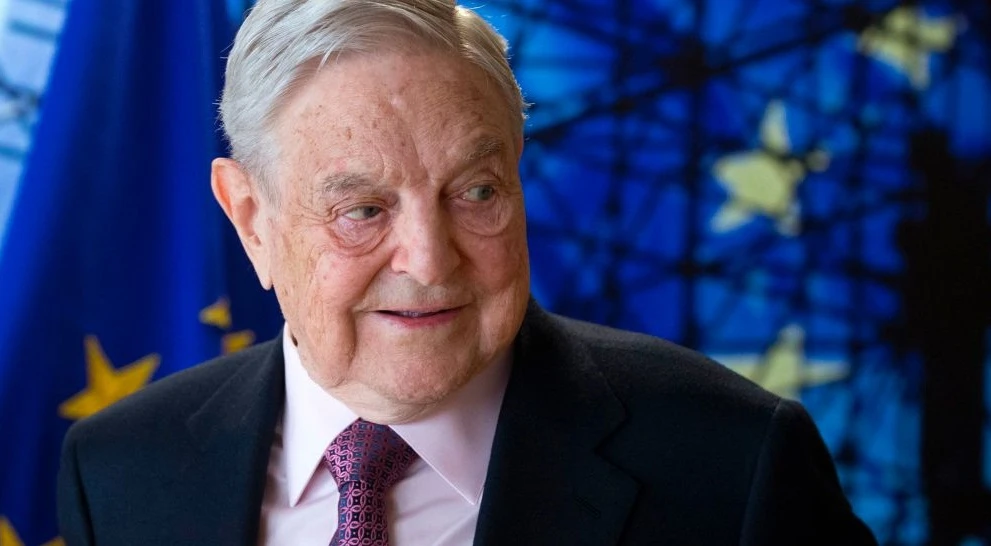 George Soros regala mezzo milione di euro a una organizzazione anti-Brexit