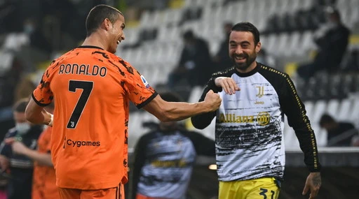 Serie A, Ronaldo torna e trascina la Juve con una doppietta: Spezia ko 