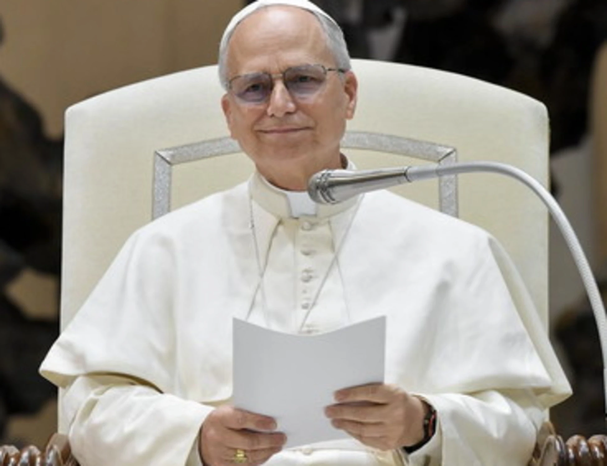 Leone XIV, 8 milioni di follower in 24 ore: Papa da record