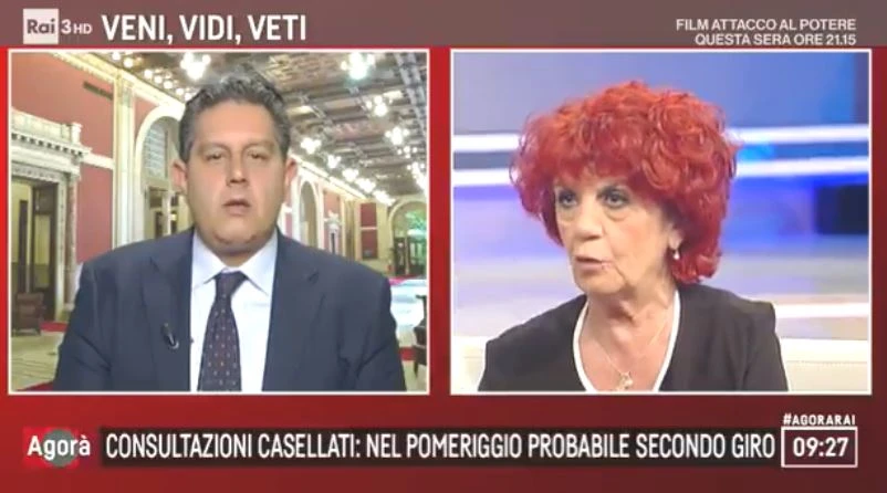 Giovanni Toti e Valeria Fedeli, scontro in diretta: lei attacca e lui... Sbertucciata