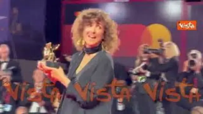 Leggi l'articolo: Venezia 83, trionfa "Woman Unknown" di May el-Toukhy, l'unica regista donna in concorso
