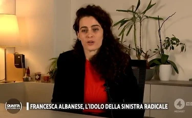 https://media.liberoquotidiano.it/Kl1TfDmTZETMQqsZ7lPCbm_B6Zl-RNkXxUZTAML0xik/width:800/quality:90/aW1hZ2VzLzIwMjUvMTAvMDcvMTAwMjIwNTk2LWZmMzBjZTMzLWU1MTUtNDEwMS04YjUyLTcwMDEwNjVkZjg1MC5qcGc.webp
