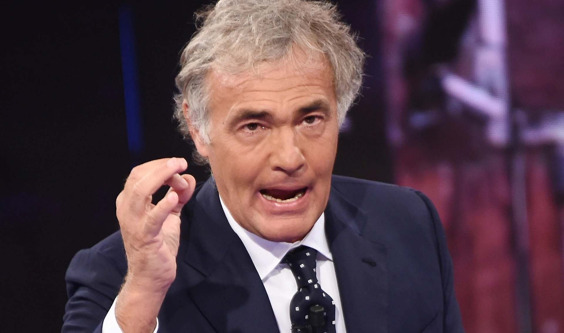 Massimo Giletti, a Non è l'arena c'è Francesca Barra: toh, si presenta come giornalista