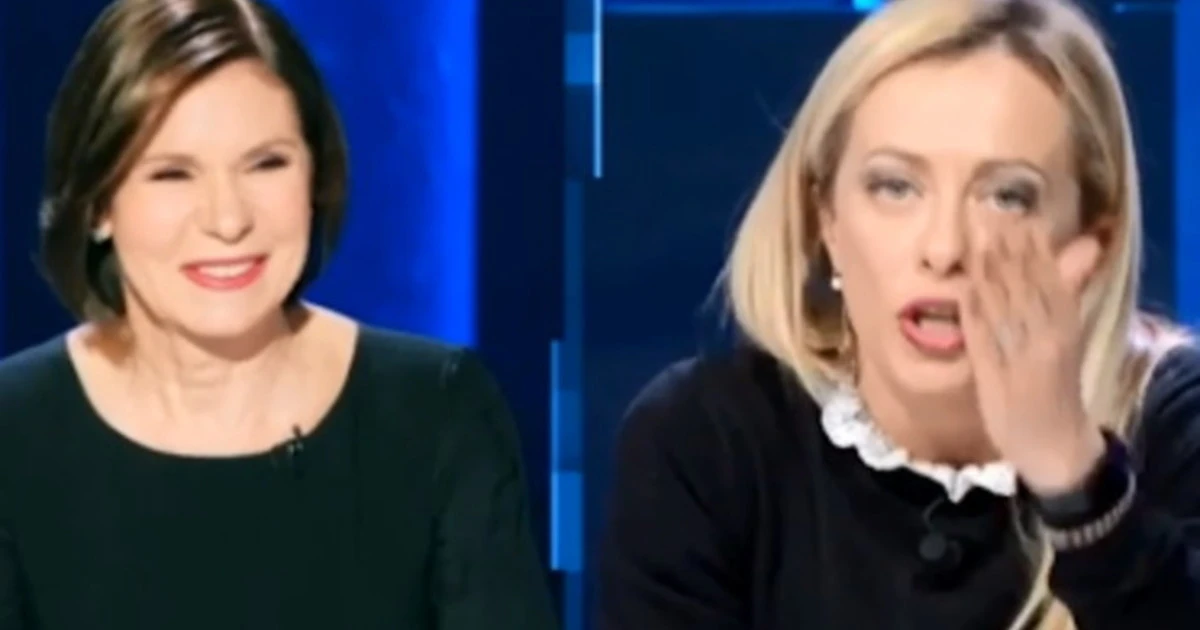 Cartabianca, scontro tra Giorgia Meloni e Lucia Annunziata: "Mi faccia parlare o me ne vado", "Anche io". Interviene la Berlinguer