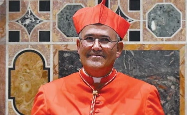 Josè Tolentino, il cardinale-poeta che ama le suore "queer"