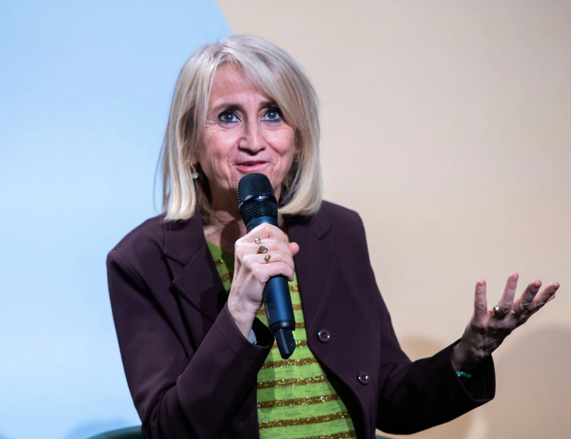 Luciana Littizzetto, la furia del sindaco di Nardò: "Tutta Rolex e caviale. E ci sfotte..."