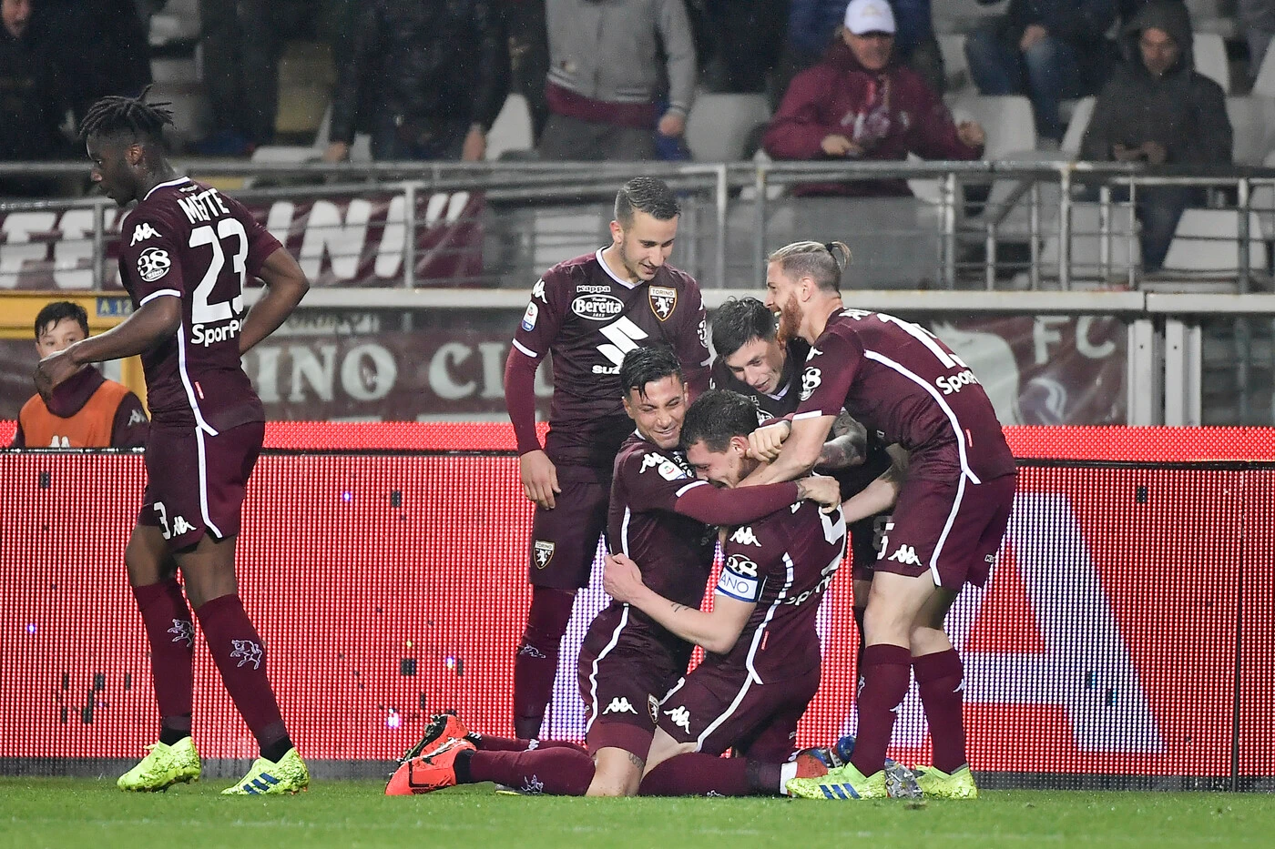 Serie A, l'Inter blinda il terzo posto. Corsa Champions, disastro Roma e Lazio, vola il Torino