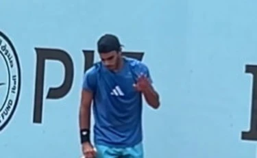 Jannik Sinner fa sbroccare Cerundolo in allenamento: che umiliazione...